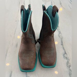 Ariat Boys’ Boots size 8